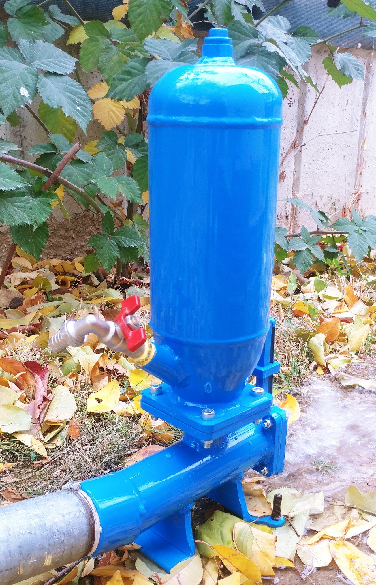 Klassische Hydraulischer Widder Pumpe Robust aus Stahl Pumpen ohne Energiekosten