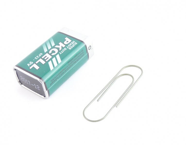 fuxus Magic paper clip made of Nitinol Magic Trick Magic SMA shape memory alloy
